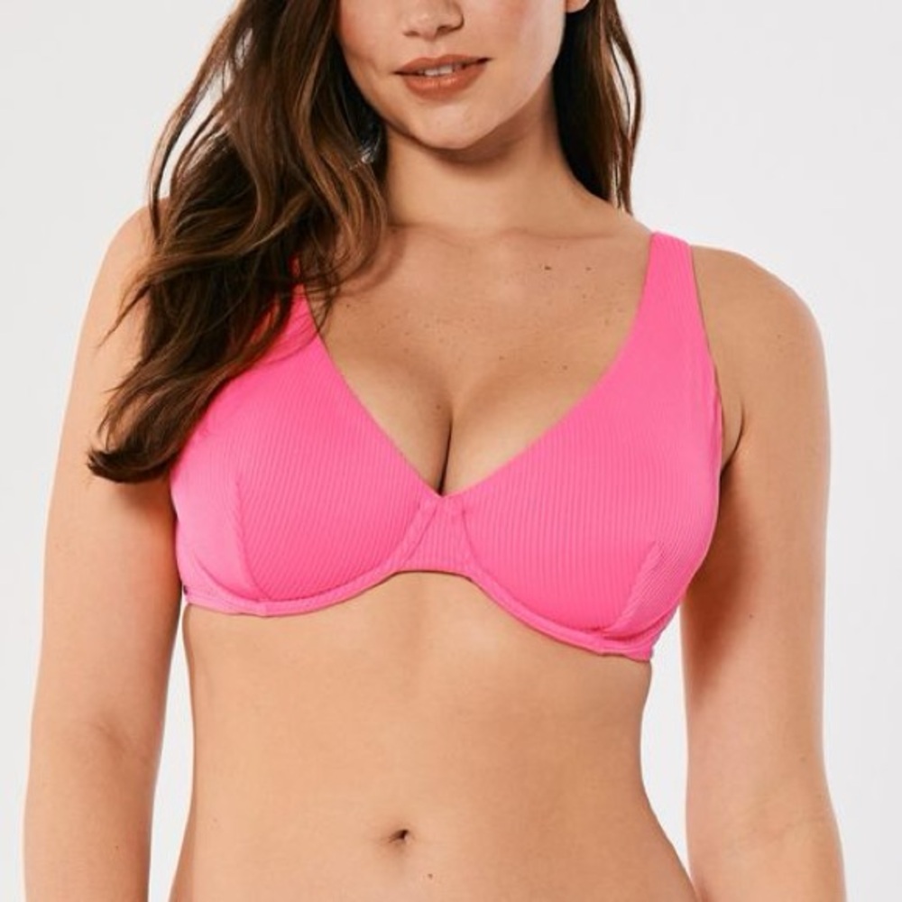 NWOT Hollister Women's Pink Curvy High Apex Ribbed Underwire Bikini Top XXS